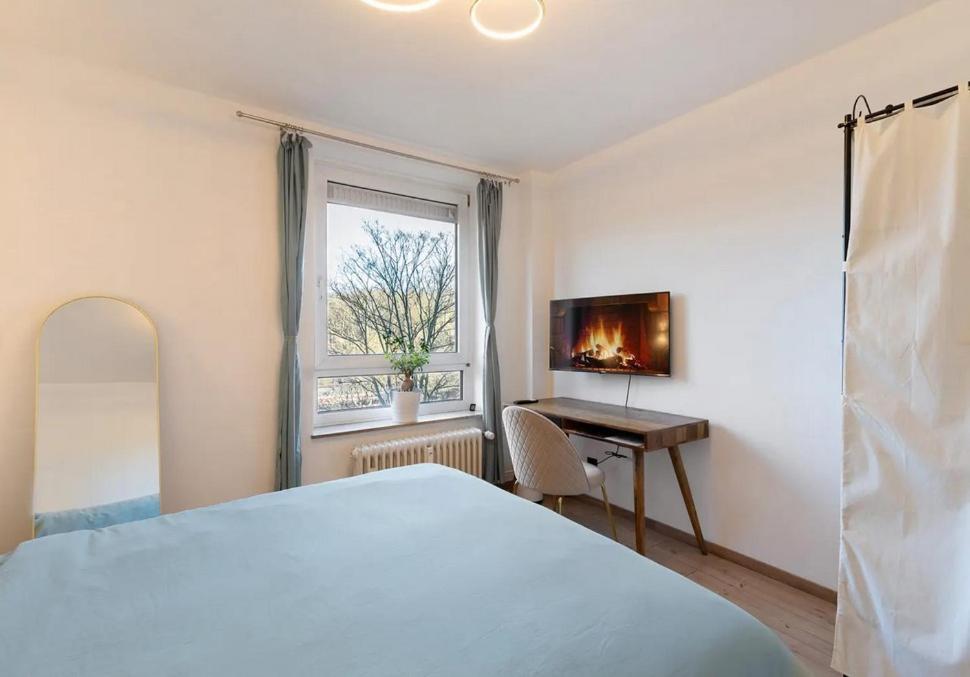 Charmentes Privatzimmer Mit Kueche, Naturgebiet Düsseldorf Esterno foto