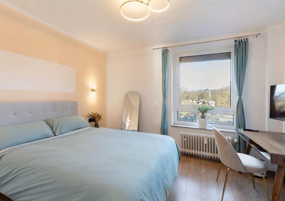 Charmentes Privatzimmer Mit Kueche, Naturgebiet Düsseldorf Esterno foto